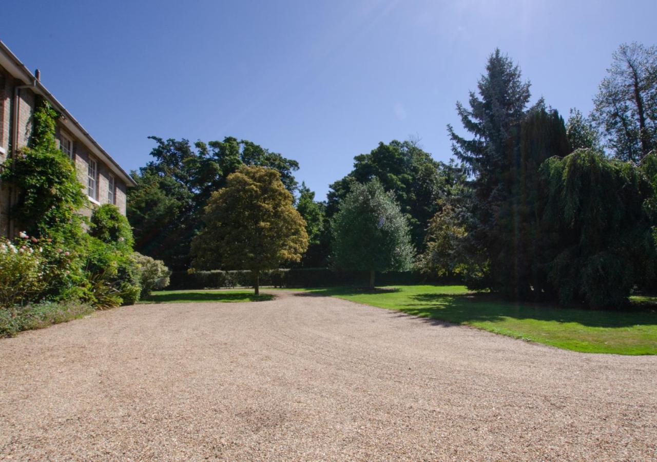 The Old Rectory Villa Tattingstone Exterior photo